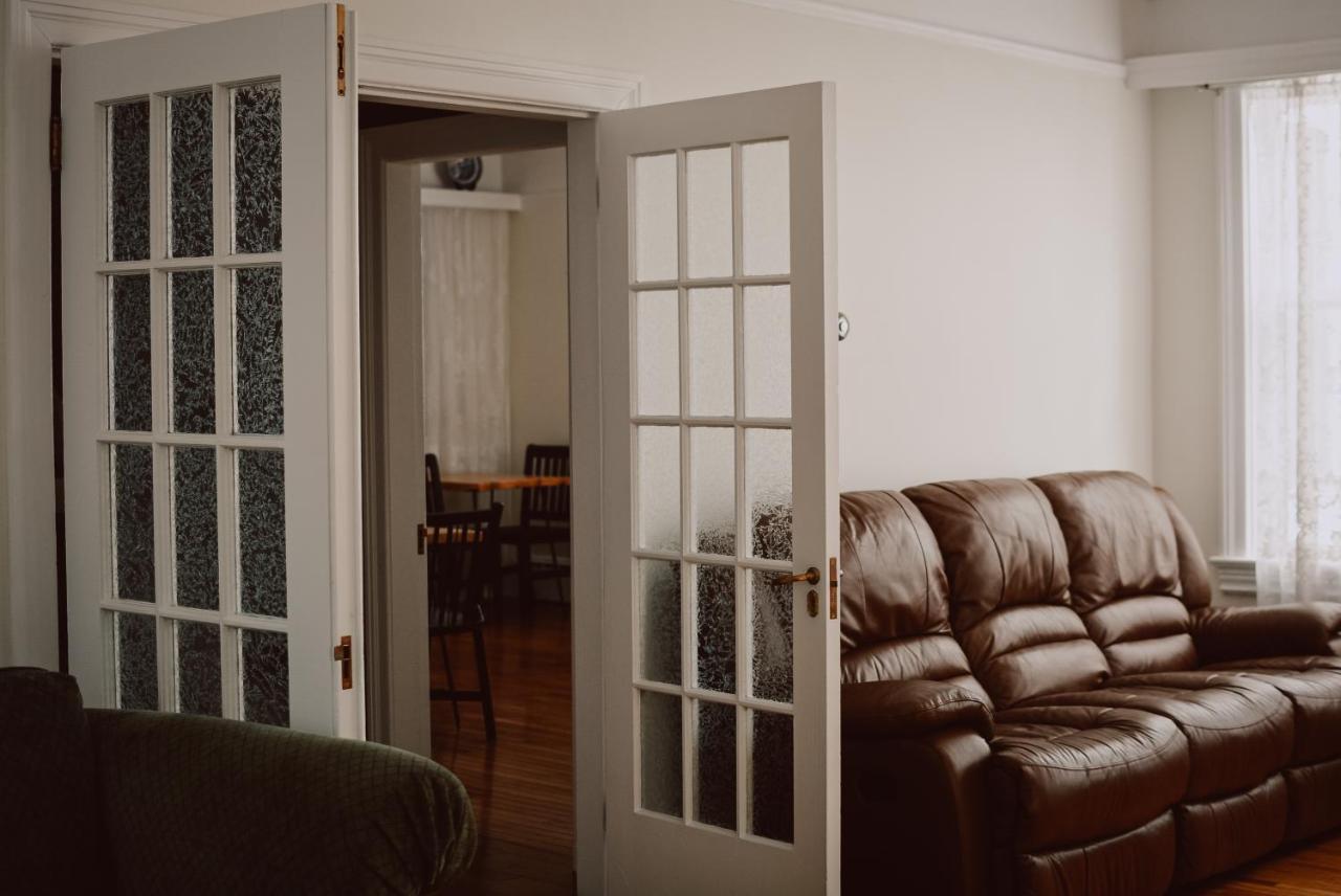 Hill Road Manor Bed & Breakfast Grand Falls-Windsor Eksteriør billede